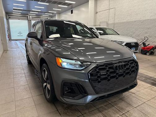 2024 Audi Q5 45 S line Premium Plus