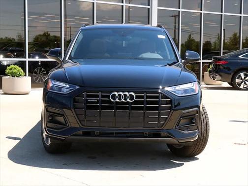 2025 Audi Q5 40 Premium