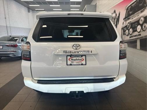 2022 Toyota 4Runner SR5 Premium