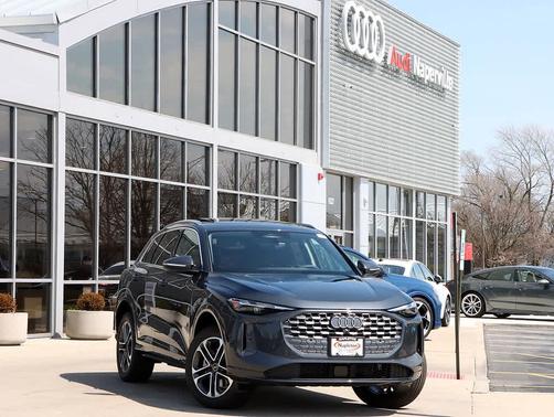 TAMBORA GRAY 2026 Audi Q5 Premium TFSI quattro S tronic