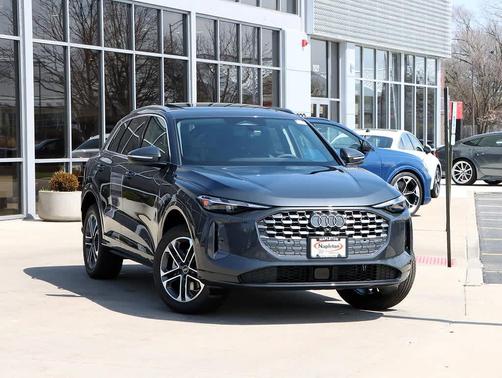 TAMBORA GRAY 2026 Audi Q5 Premium TFSI quattro S tronic