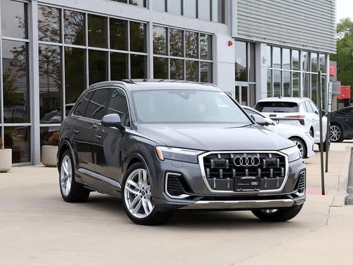 Samurai Gray Metallic 2025 Audi Q7 55 Premium Plus