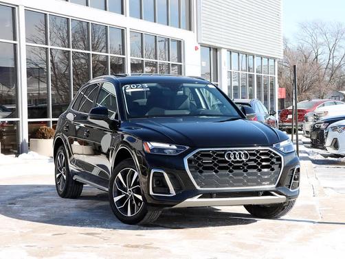 2023 Audi Q5 45 S line Premium