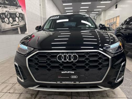 2023 Audi Q5 45 S line Premium