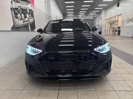 2023 Audi A4 45 S line Premium Plus