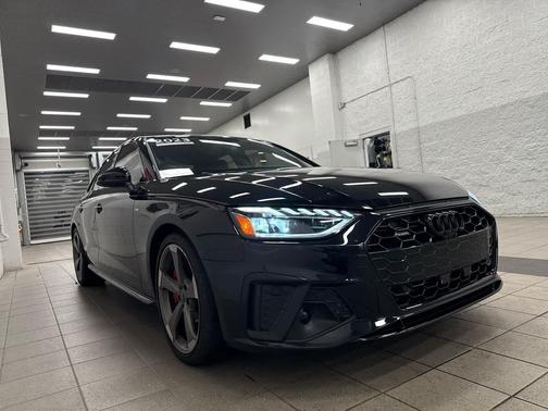 2023 Audi A4 45 S line Premium Plus