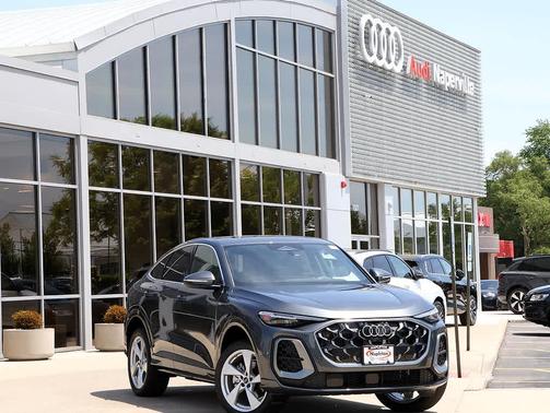 DAYTONA GRAY 2026 Audi Q5 Sportback Premium Plus TFSI quattro S tronic