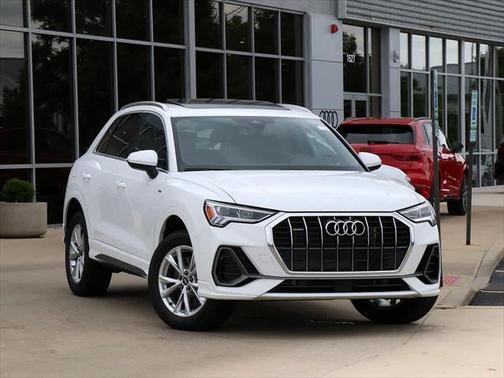 2025 Audi Q3 Premium 45 TFSI S line quattro Tiptronic