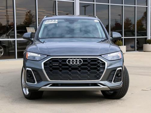 2023 Audi Q5 45 S line Premium Plus