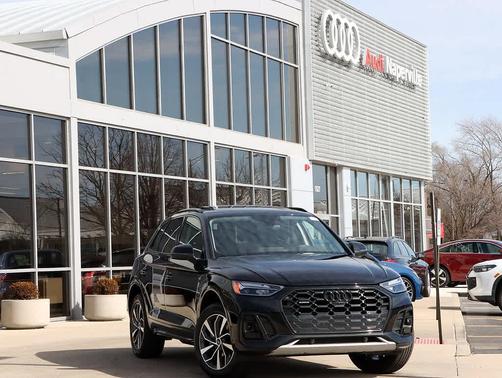 2023 Audi Q5 45 S line Premium Plus