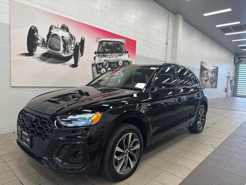 2023 Audi Q5 45 S line Premium Plus