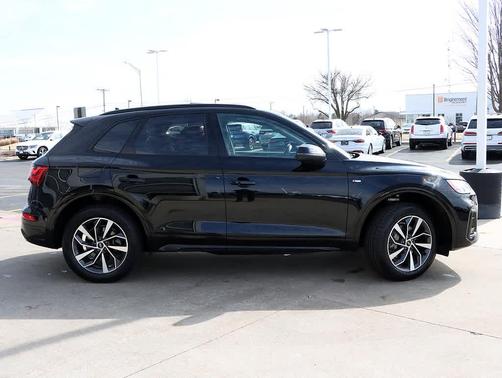 2023 Audi Q5 45 S line Premium Plus
