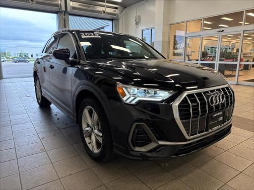 2023 Audi Q3 45 S line Premium Plus