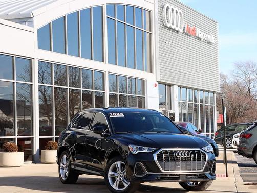 2023 Audi Q3 45 S line Premium Plus