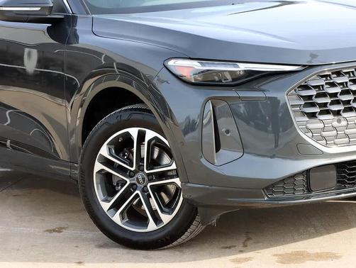 2025 Audi Q5 Premium Plus TFSI quattro S tronic