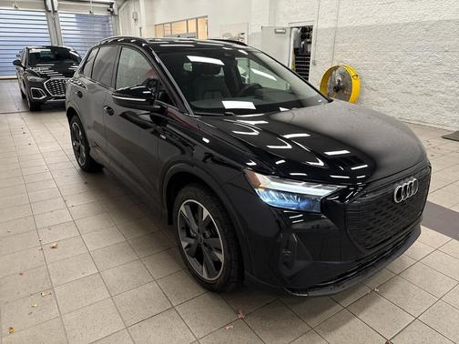 2023 Audi Q4 e-tron Premium Plus 50 quattro