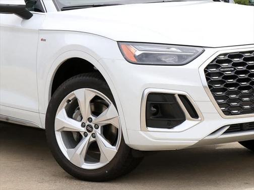 2025 Audi Q5 45 S line Premium Plus