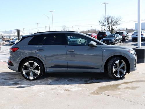 2024 Audi Q4 e-tron Prestige 55 quattro