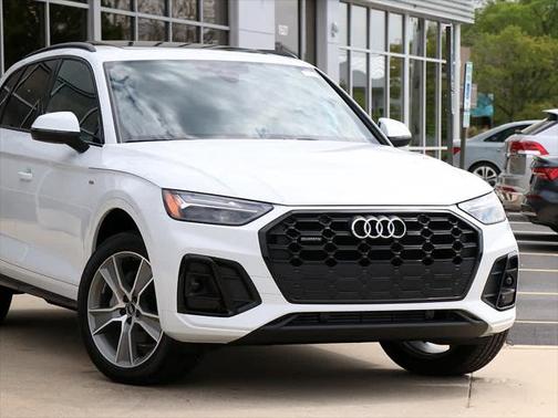2025 Audi Q5 45 S line Premium