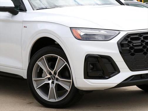 2025 Audi Q5 45 S line Premium