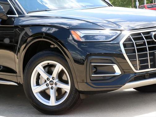 2022 Audi Q5 40 Premium