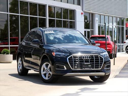 2022 Audi Q5 40 Premium