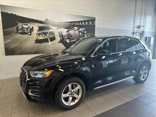 2022 Audi Q5 40 Premium