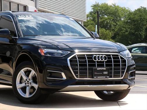 2022 Audi Q5 40 Premium