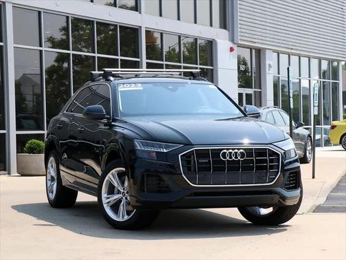 2023 Audi Q8 55 Premium