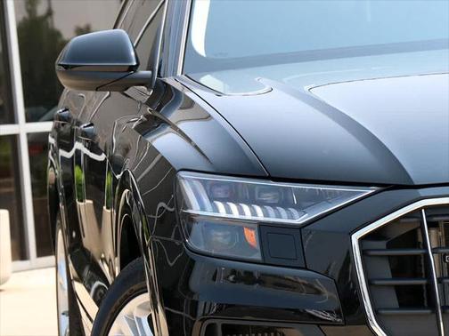 2023 Audi Q8 55 Premium