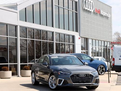 Daytona Gray Pearl Effect 2023 Audi A4 45 S line Premium Plus