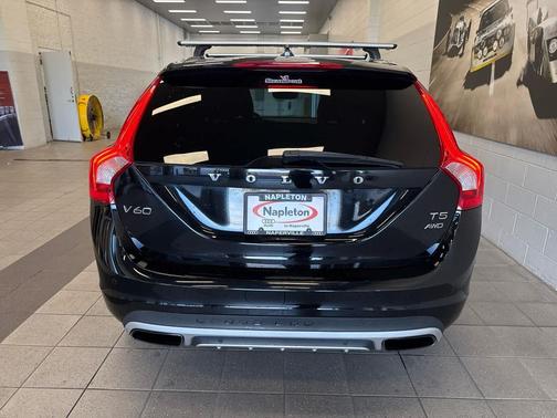 2016 Volvo V60 Cross Country T5
