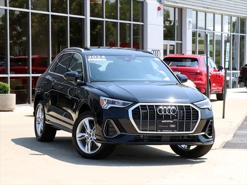 2024 Audi Q3 Premium 45 TFSI S line quattro Tiptronic