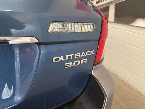 2009 Subaru Outback 3.0 R Limited