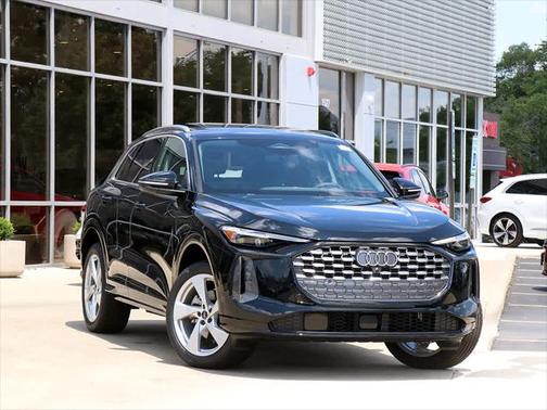 2025 Audi Q5 Premium Plus