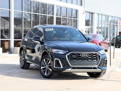 2023 Audi Q5 45 S line Premium