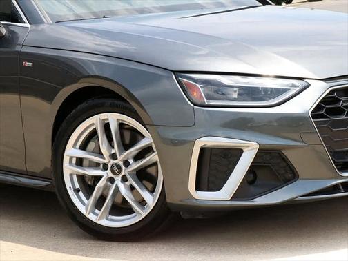 2023 Audi A4 45 S line Premium