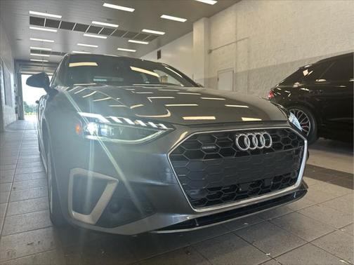 2023 Audi A4 45 S line Premium