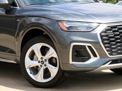 2024 Audi Q5 45 S line Premium