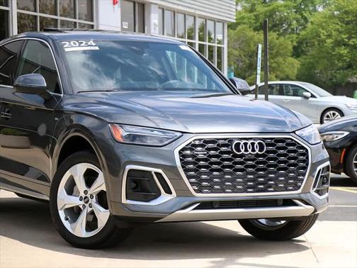 2024 Audi Q5 45 S line Premium