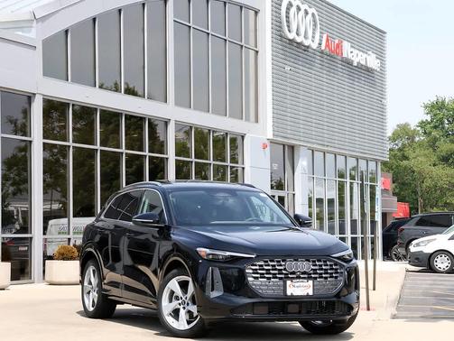 MYTHOS BLACK 2026 Audi Q5 Prestige TFSI quattro S tronic