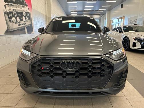 Daytona Gray Pearl Effect 2023 Audi SQ5 3.0T Premium Plus
