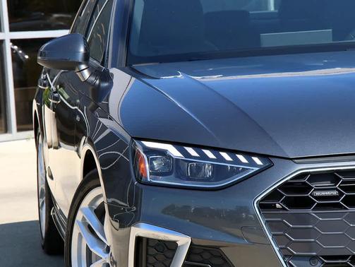 2024 Audi A4 45 S line Premium