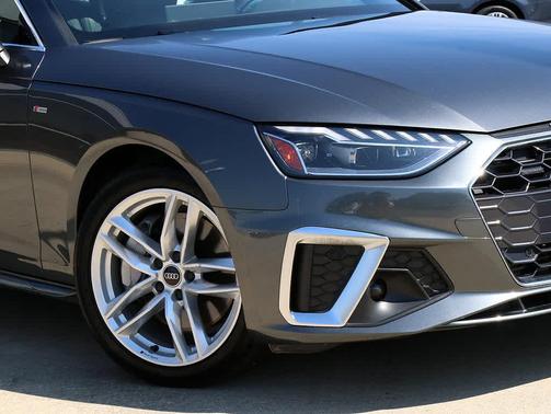 2024 Audi A4 45 S line Premium