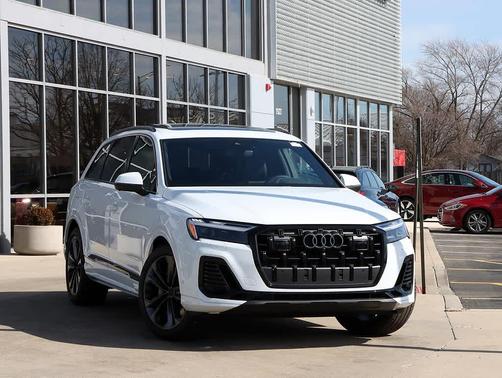 2026 Audi Q7 55 Premium Plus