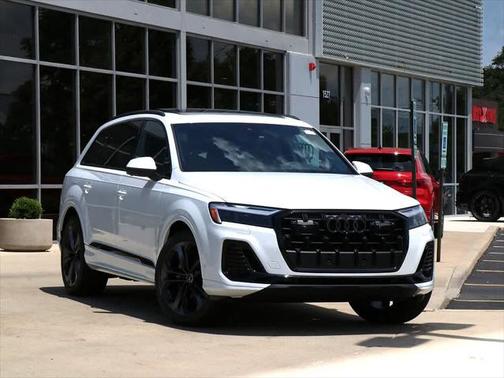 2025 Audi Q7 55 Premium Plus