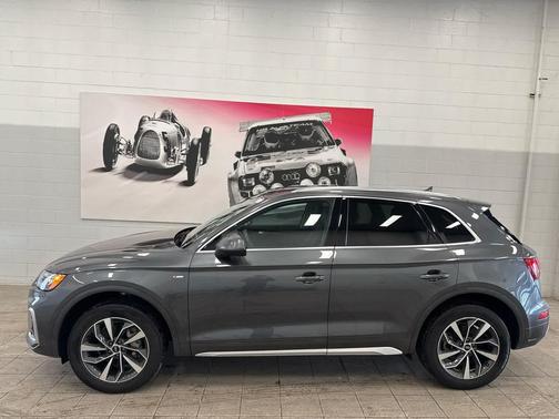 2023 Audi Q5 45 S line Premium Plus