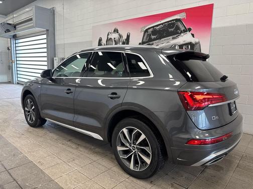 2023 Audi Q5 45 S line Premium Plus