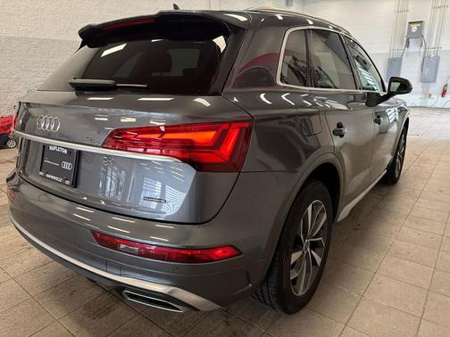 2023 Audi Q5 45 S line Premium Plus