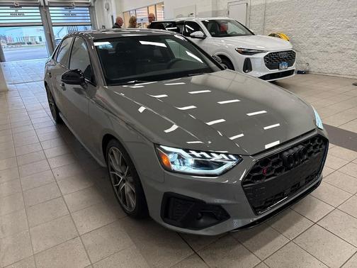 2022 Audi S4 Premium Plus TFSI quattro Tiptronic